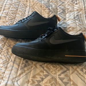 Black Nike Air Forces